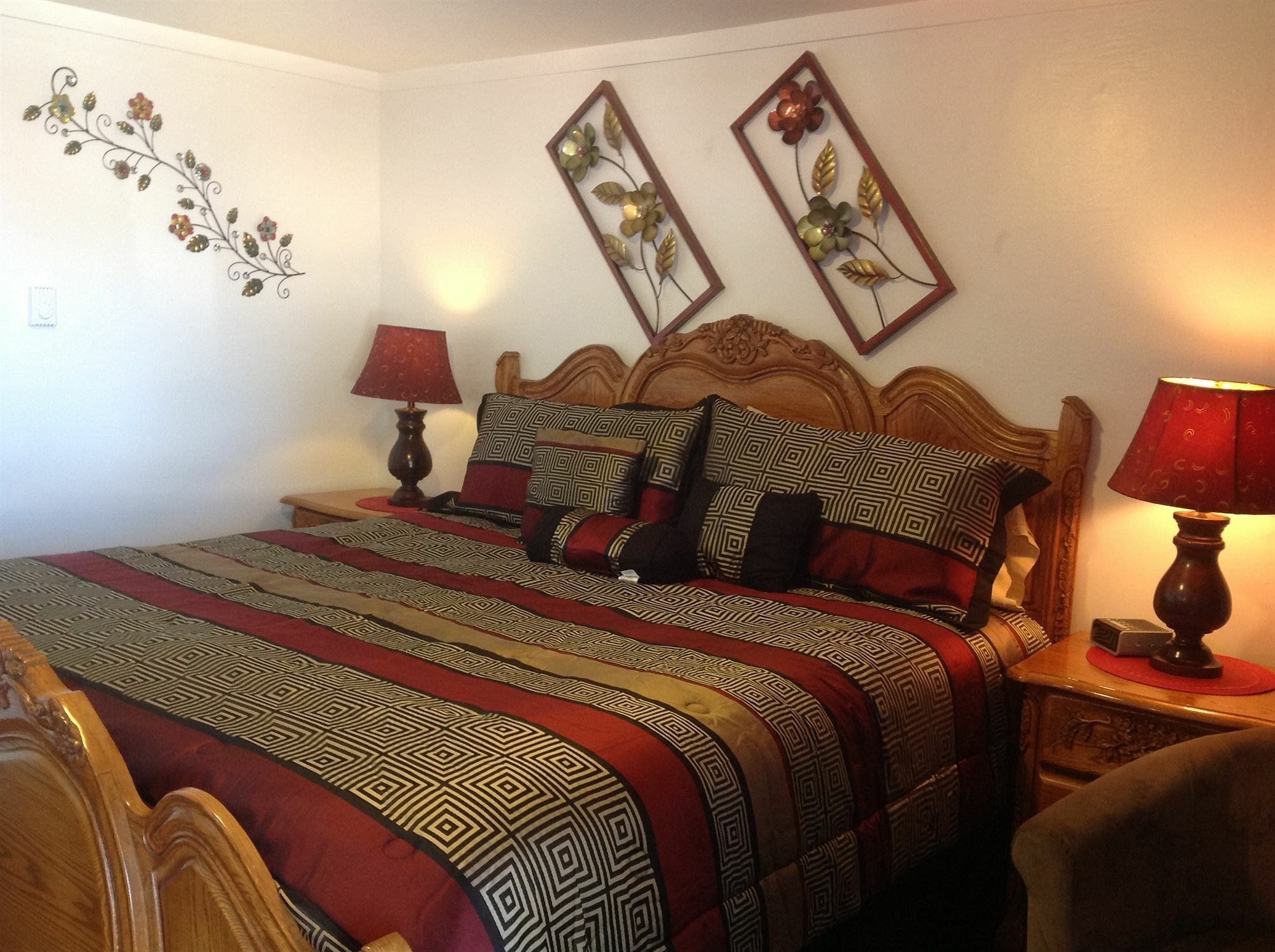 Holiday Motel Bend Bagian luar foto